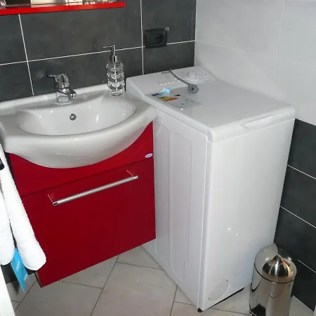 Appartement Mansarda Monate Travedona